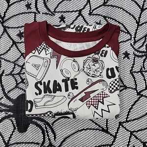 Skater Punk Themed T Shirt Boys Size 2XL (18)